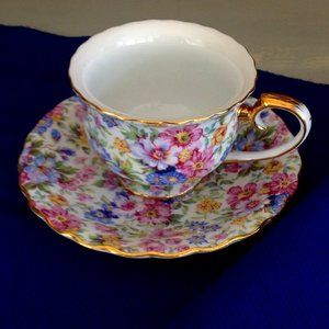 Adorable Vintage Floral Patterned Cup & Saucer with Gold Trim